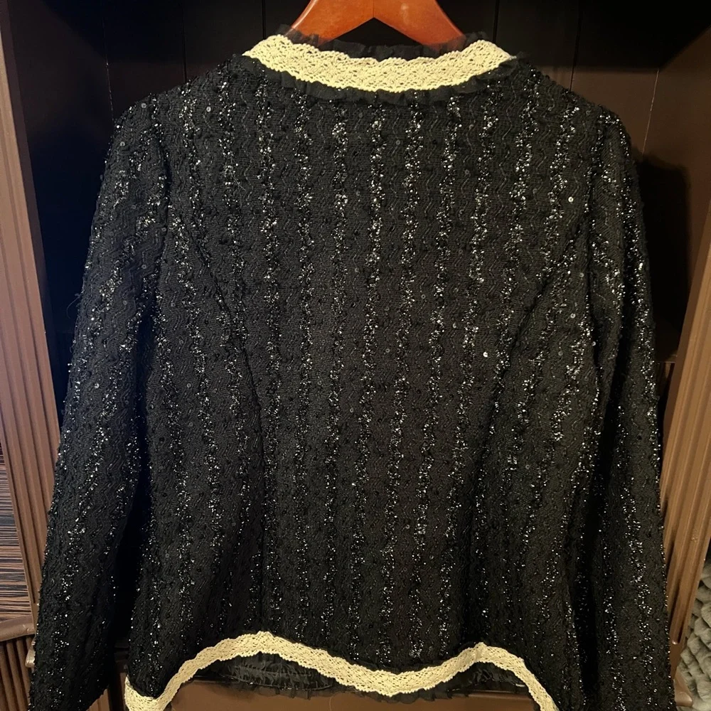 ladies jacket- unique design - Picture 7 of 15